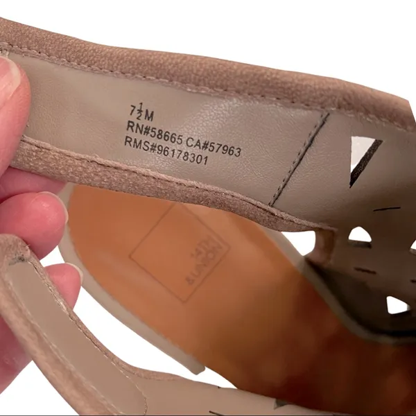 14th & Union Trinton Laser-Cut Taupe Sandal Size 7.5M - Image 9