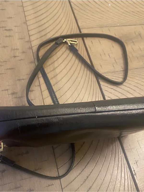 Hobo Polished Leather 3 In 1 Bag in Black - Image 5