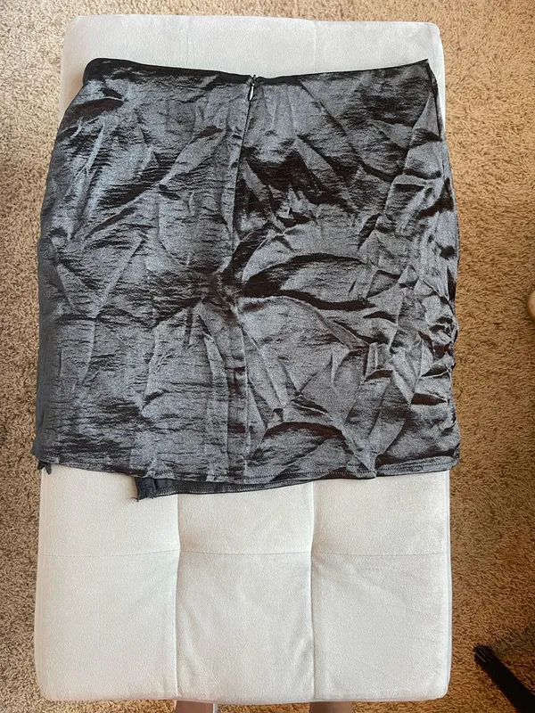 Amazon Black Silk Skirt Lyaner - Image 5
