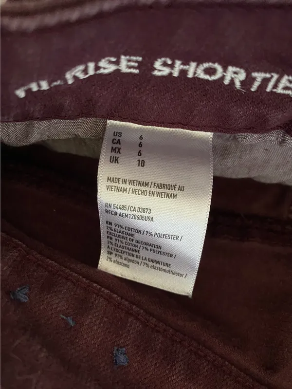 American Eagle High-Rise Shorts - Image 3