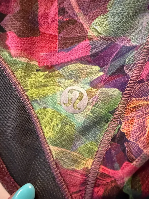 Lululemon Hotty Hot Shorts 4"  - Image 3