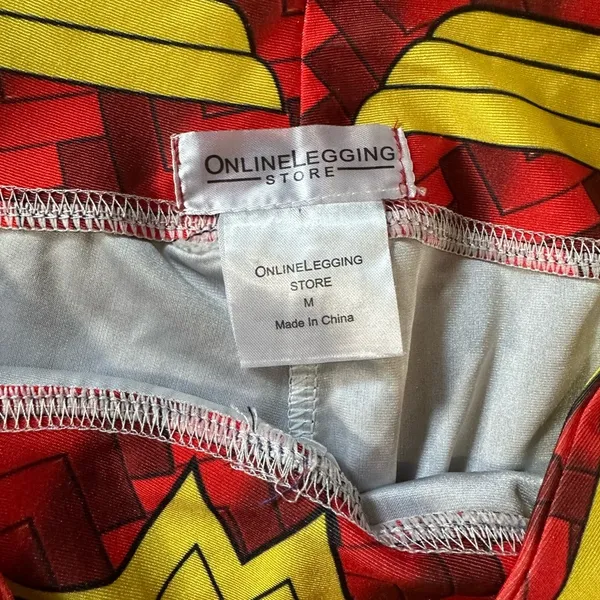 Wonder Woman Leggings Online Legging Store Sz Medium Halloween Workout DC comics - Image 4