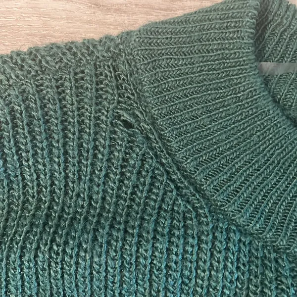 Wild Fable Dark Green Knit Sweater S - Image 2