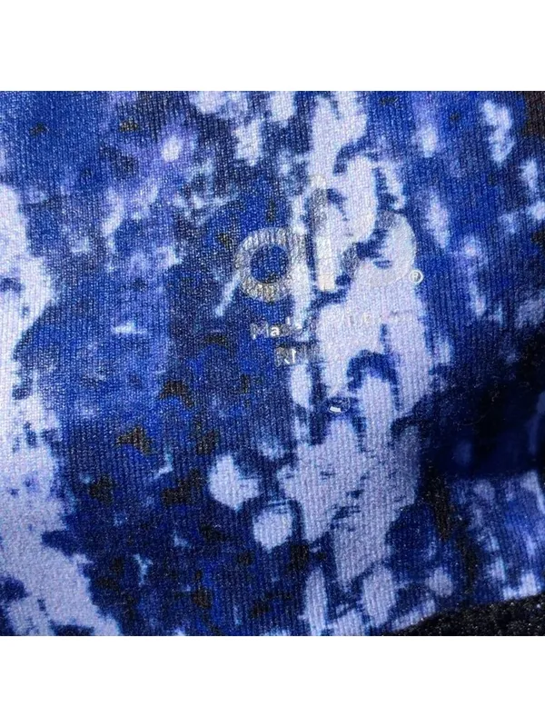 Alo Yoga - Image 4