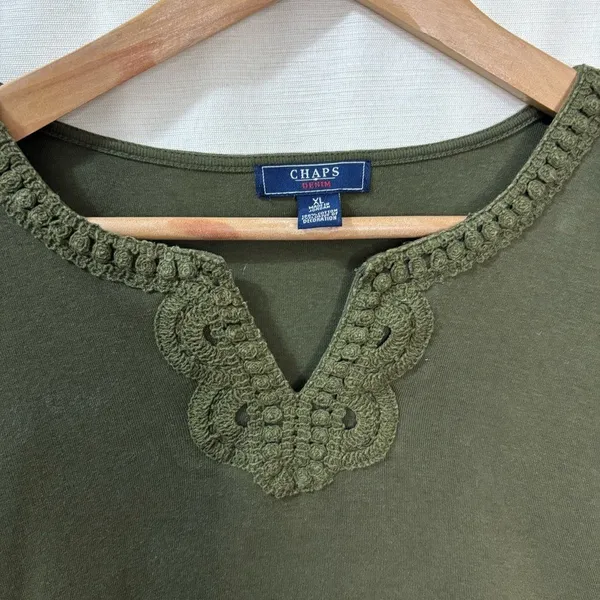 Chaps Denim Top Women XL Olive Green Crochet‎ Lace Split Neck Cotton Boho Casual - Image 3