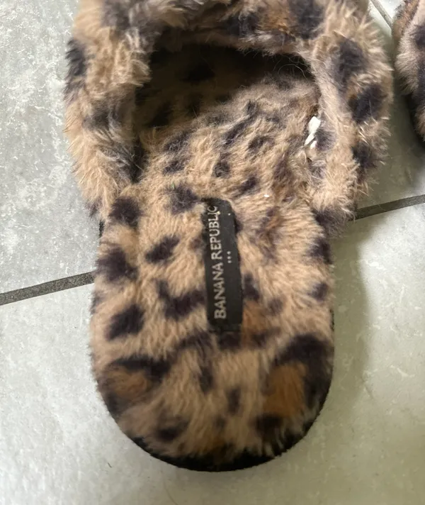 Fuzzy Slippers - Image 4