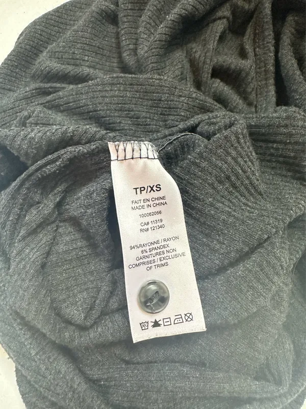 Garage Crop Cardigan - Image 3