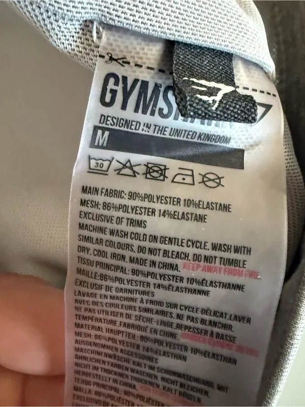 Gymshark FlexMotion Cross-Back Training Sports Bra in Light Grey. Size Medium - Image 5