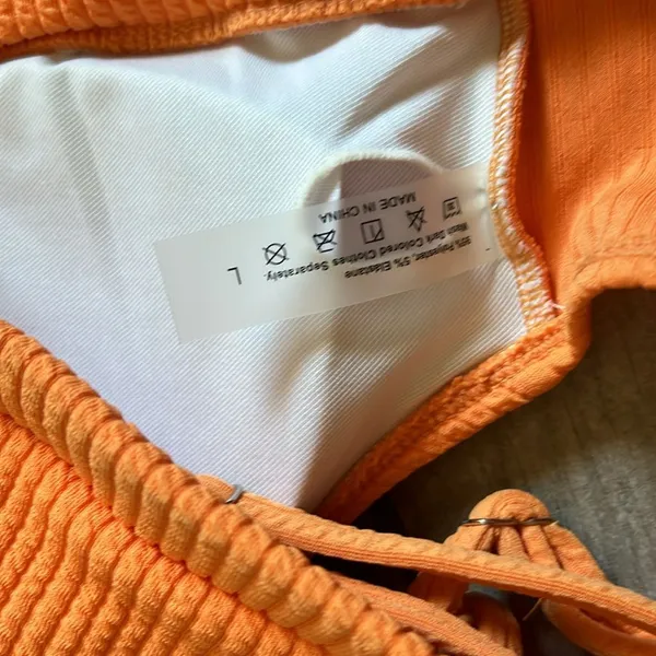 Orange bikini top Size L - Image 4
