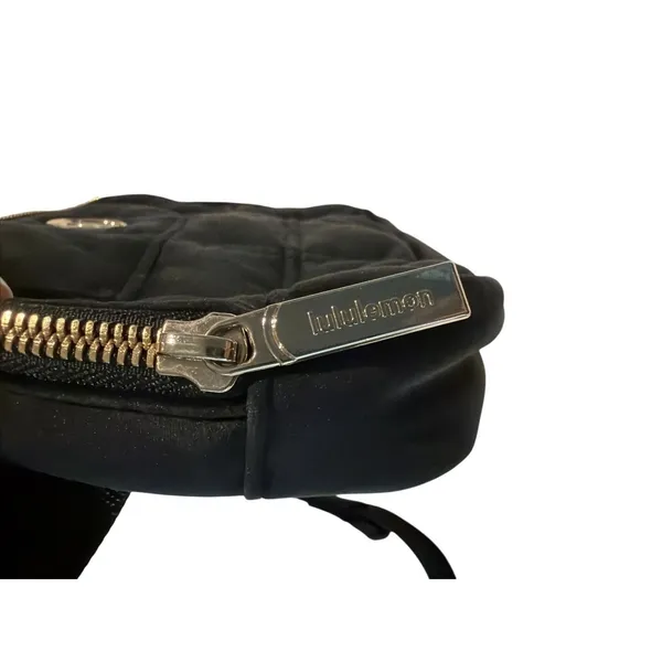 Lululemon Everywhere Belt Bag Women 1L Black Quilted Gold Hardware Fanny Pack - Image 2