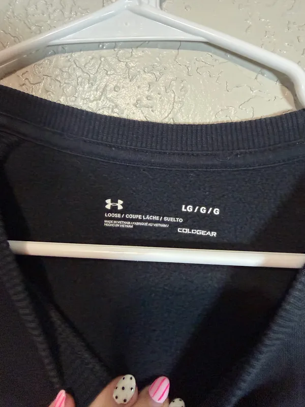 Under Armour Sweatshirt - Image 2