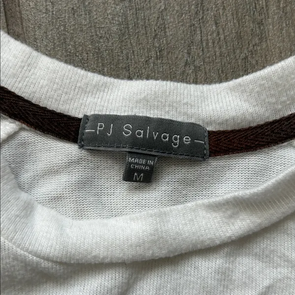 PJ Salvage White Sweatshirt Size M - Image 2