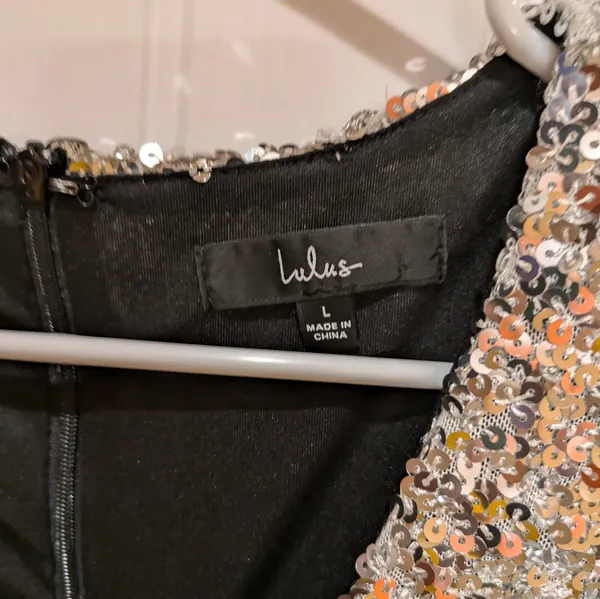 Lulu's Silver Sequin Bodycon Mini Dress L - Image 8