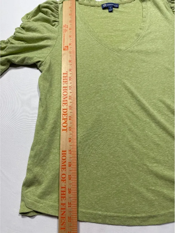 Democracy Green Puff Sleeve V-Neck Top - Size Small, Comfy & - Image 4