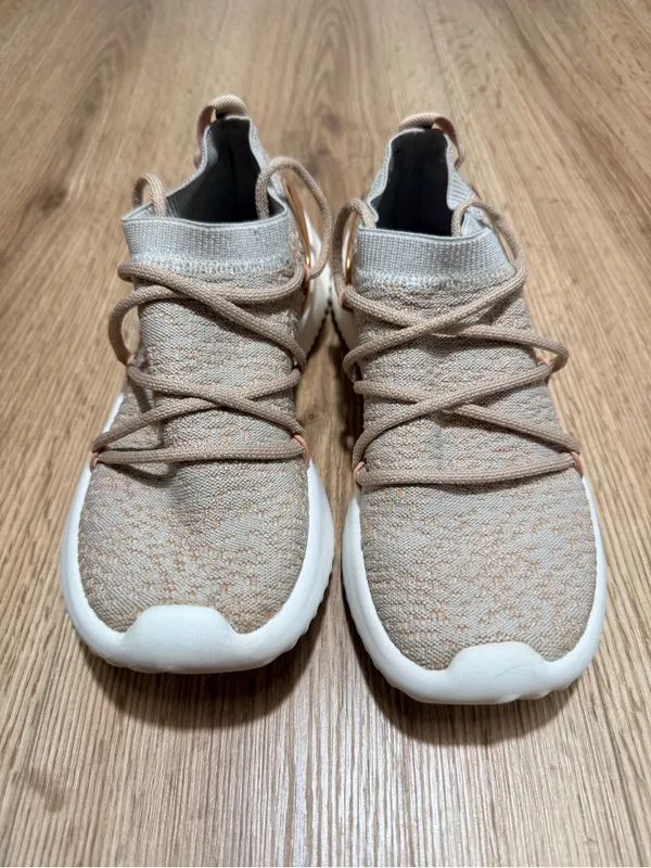 Adidas Ultimamotion Women's 6 Pale Nude Rose Gold Cloudfoam Sock Sneakers EE9100 - Image 3