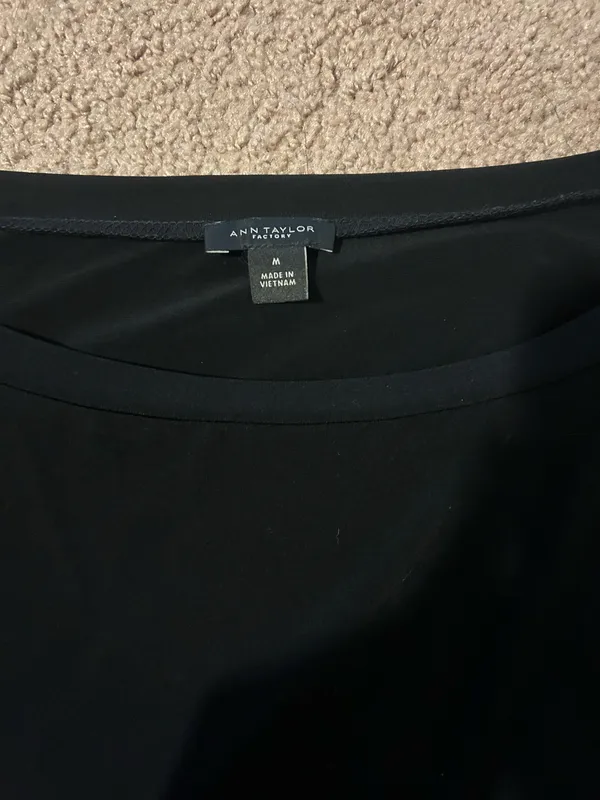 Elegant Black Women's Top - Image 3