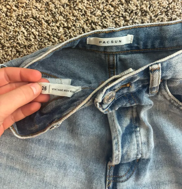 Pacsun Indigo vintage high rise jean shorts - Image 3