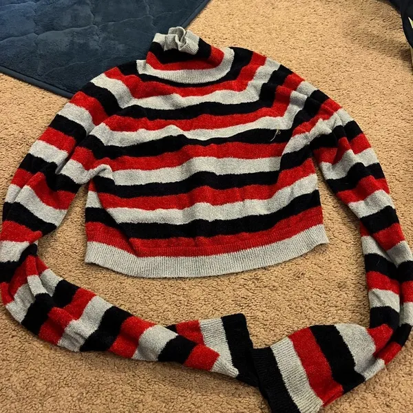 Urban‎ outfitters small sweater top - Image 3