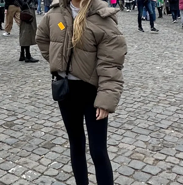 ZARA Cropped Puffer Jacket - Image 2