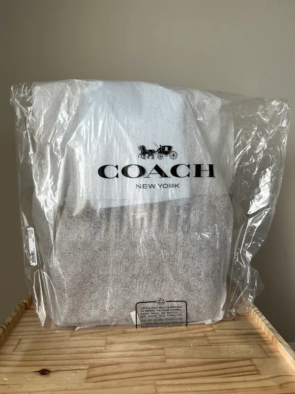 Coach Purse - Image 12