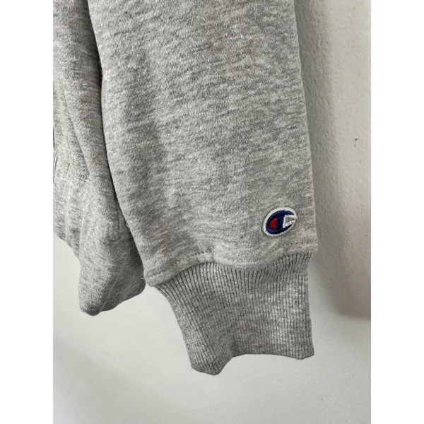 NWT Champion Women’s Center Logo Crewneck Light Grey Sweatshirt Size Medium - Image 4