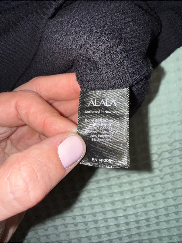 Alala Rise‎ Quarter Zip size M - Image 2