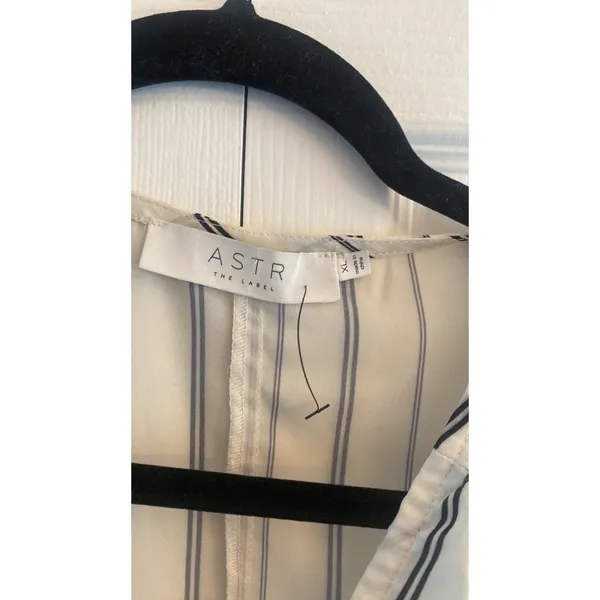 ASTR The Label Striped Surplice‎ Bodysuit Womens Size XL Ivory Black Long Sleeve - Image 2