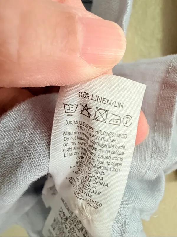 WOMEN'S jean button down shirt medium Blue - Image 5
