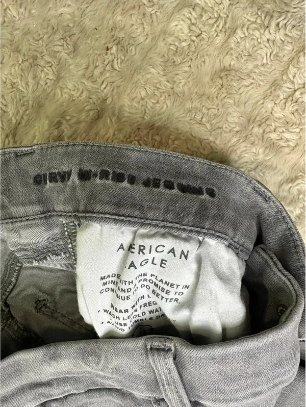 American Eagle grey Curvy Hi-Rise Next Level Stretch jeggings Size 8 X-Long - Image 4