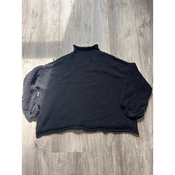 Free People Found My Friend Black Boucle Oversized Sweater‎ Womens Size Small - Image 4