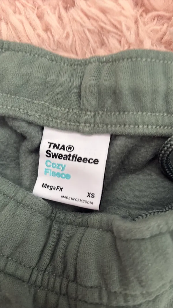TNA Aritzia Sweatpants Cozy Fleece - Image 3