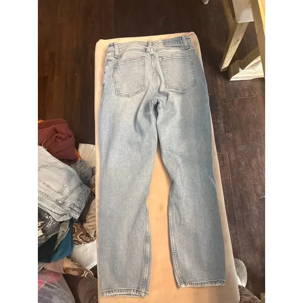 Abercrombie the mom high rise Size 25 - Image 4