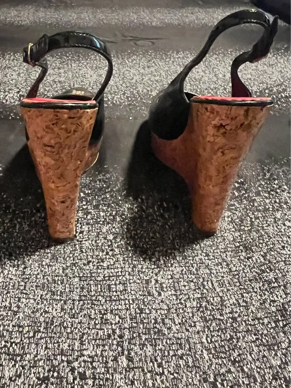 Womens 36 CH Carolina Herrera black slingback high cork platform wedge heel - Image 5