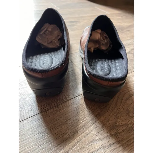 Privo By‎ Clark’s  Women’s Clogs 10M Leather Brown - Image 4