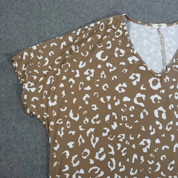 Entro Animal Print Boxy Tee Shirt Women's XL Brown Short Sleeve V-Neck - Image 5