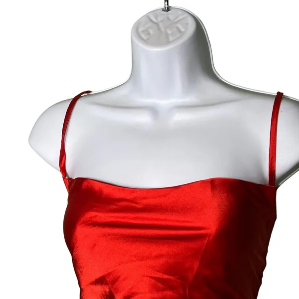 Dizzy Lizzy Tank Top Women's Medium Red Satin Party Strappy Back Criss Cross NYE - Image 8