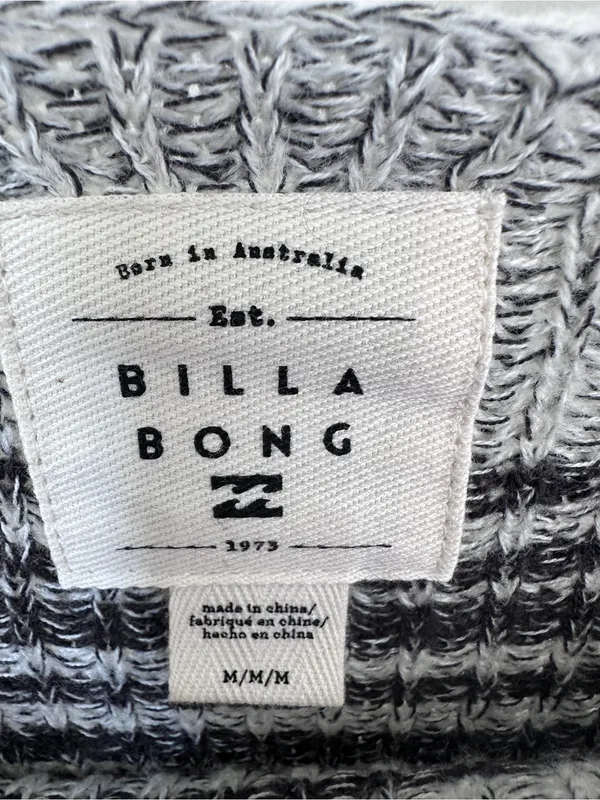 Billabong Gray & Black Open Knit Striped Crewneck Sweater Size Medium - Image 8