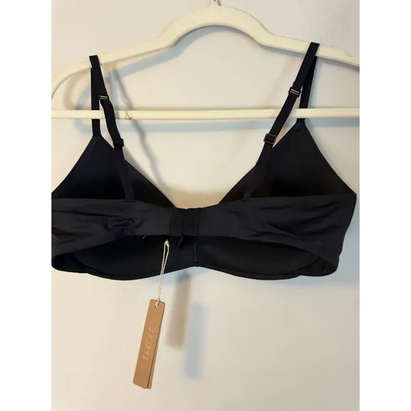 SKIMS Wireless Form Push Up Plunge Bra Size 36C Onyx Black NWT $54 - Image 5