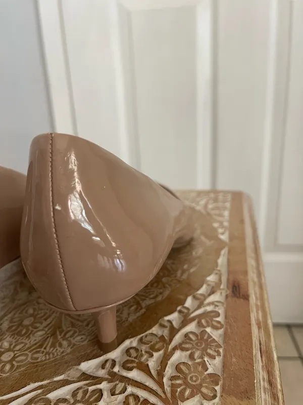 Charles by Charles David Toe Kitten Heel Pumps. - Image 10