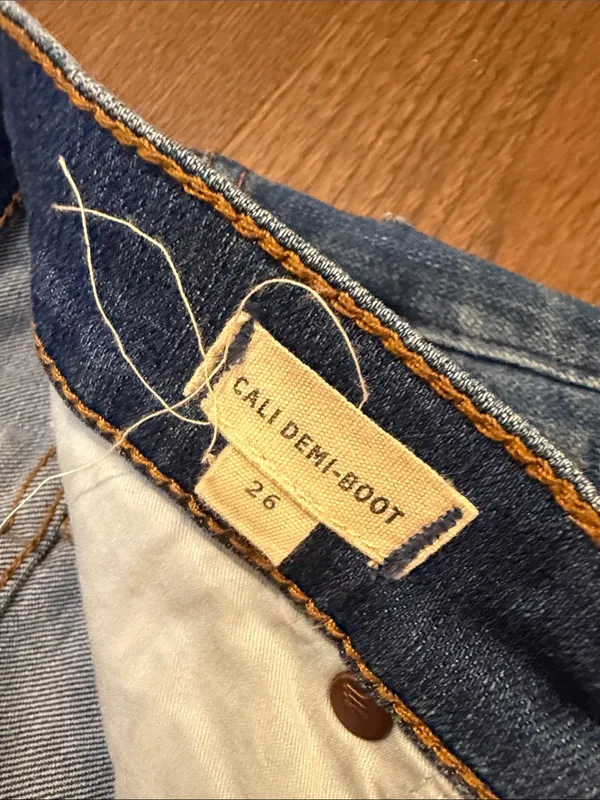 Madewell Cali Demi-Boot Jeans Raw Hem Seamed Back Size 26 - C61 - Image 4
