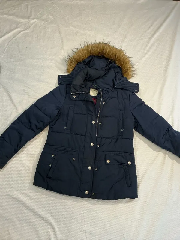 Tommy Hilfiger Navy Puffer Jacket with Faux-Fur Trim Hood - Image 2