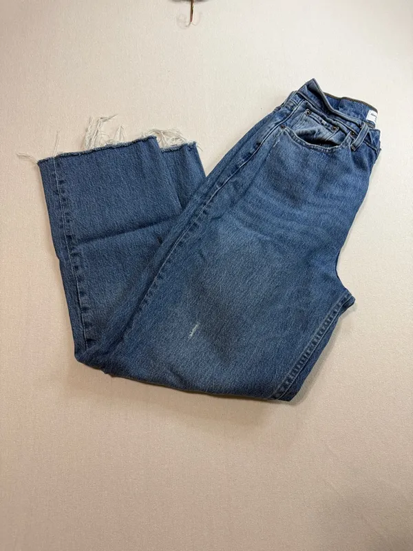 Abercrombie & Fitch Women's Straight-Leg Jeans in Classic Blue Denim - Image 6