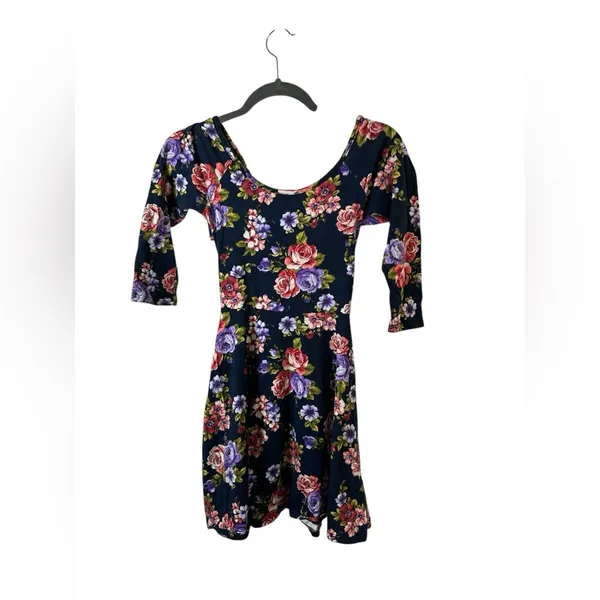 L.A. Hearts Floral‎ Skater Dress XS Cutout Back - Image 2