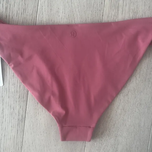 Lululemon Shoreline Bikini Bottom Pink Size 10 New NWT LW7AOAS CHRT - Image 8