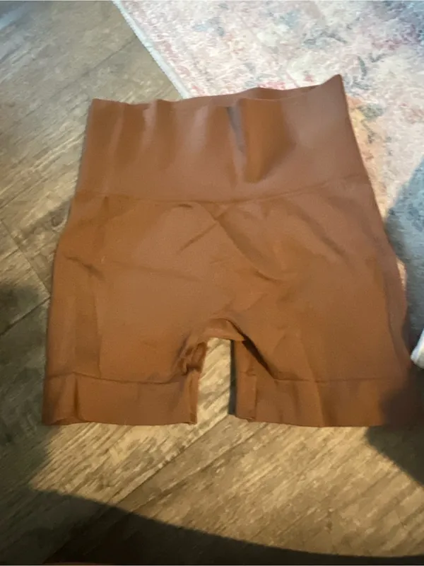 Set active High-Waist Women’s Brown Shorts - Image 3