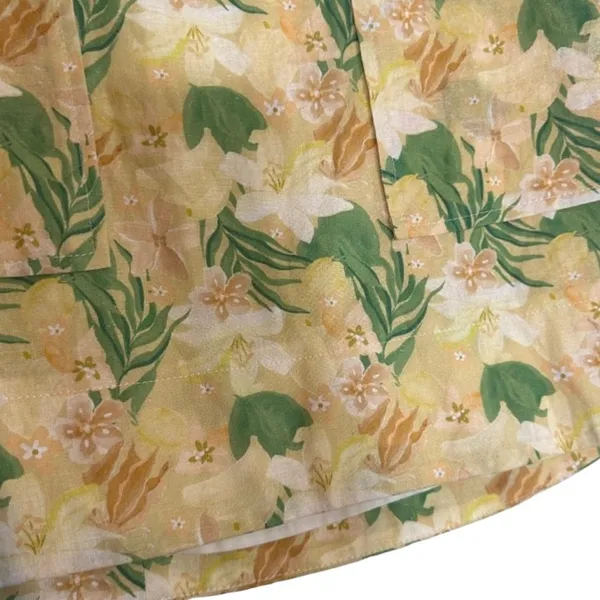 ASTR The Label Women’s Yellow Multicolor Floral Leaf Print Mini Skirt Size Small - Image 4