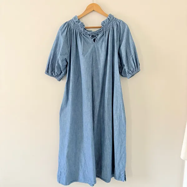 J.Crew Re-Imagined denim flowy dress with a gathered neckline Size S‎ - Image 4