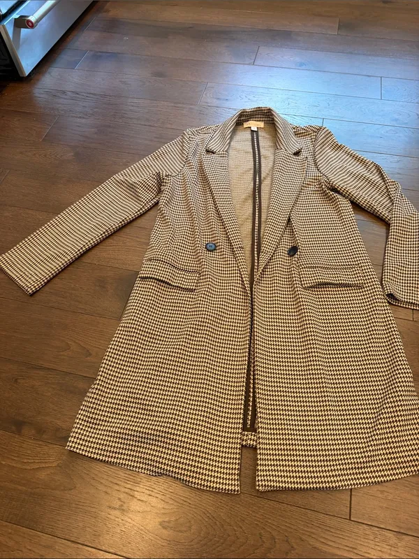 Philosophy Coffee/Tan Long Coat, Houndstooth, Size Medium - C11-661 - Image 4
