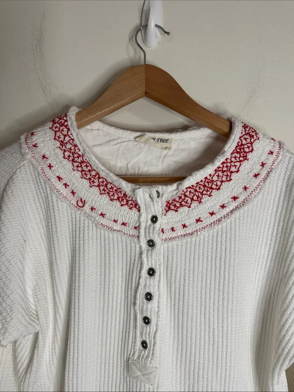 Free People Embroidered Holly Henley Thermal Waffle Knit White HenleyTee size L - Image 4