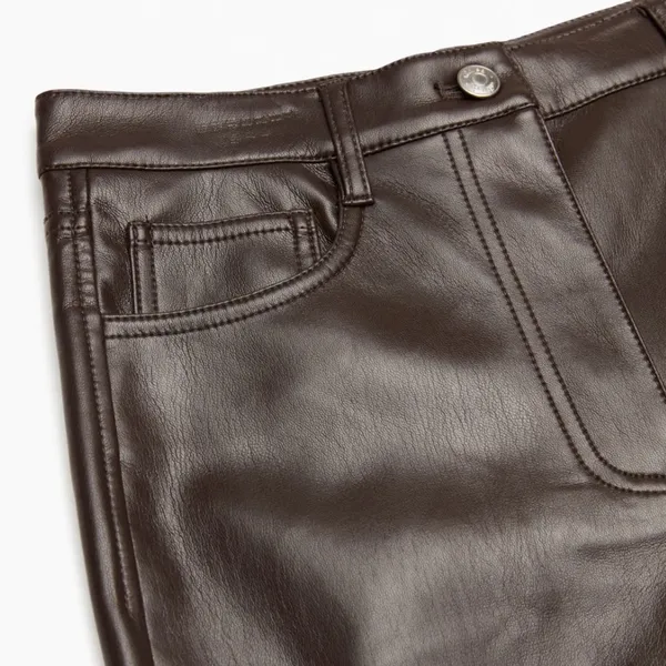 Aritzia The Melina Cropped Pant mocha brown. NWOT never been worn! - Image 3